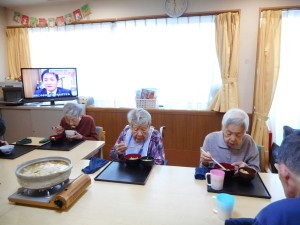 お食事会と職員子供のお誕生日会