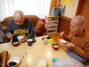 お食事会と職員子供のお誕生日会