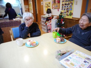 お食事会と職員子供のお誕生日会