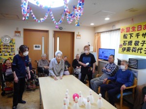 4月お誕生日会・レクリエーション(ボーリング大会)
