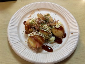 10月お誕生日会とレクリエーション・ボーリング大会 お食事会(たこ焼き・焼きそば)