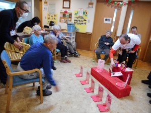 2月お誕生日会 レクリエーション ひな壇ゲーム