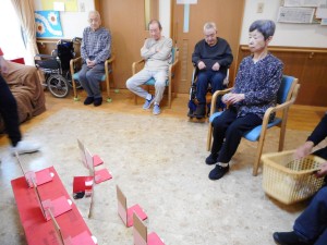 2月お誕生日会 レクリエーション ひな壇ゲーム