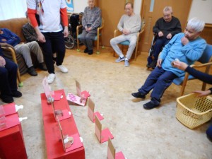 2月お誕生日会 レクリエーション ひな壇ゲーム