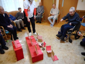 2月お誕生日会 レクリエーション ひな壇ゲーム