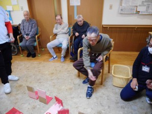 2月お誕生日会 レクリエーション ひな壇ゲーム